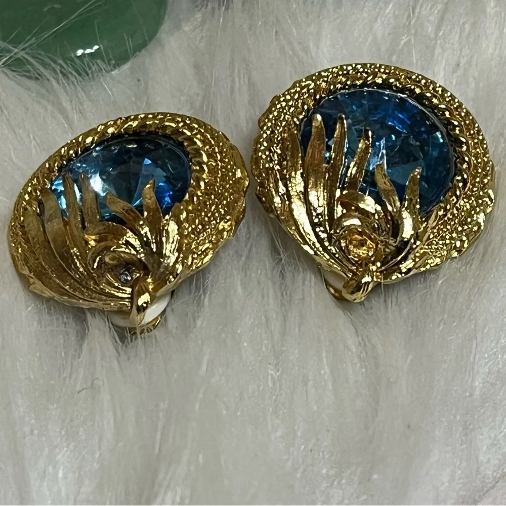 Vintage Bright Aqua Runway Style Clip Earrings